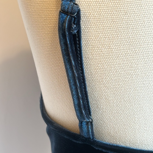 Altered State Teal Blue Velour Bralette Juniore Size XL - Picture 5 of 7
